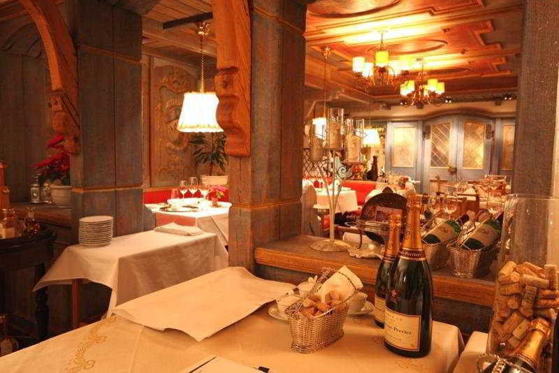 Relais & Chateaux Schoenegg 체르마트 레스토랑 사진